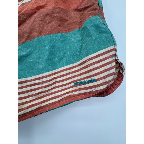 Patagonia Womens Board Shorts Size 8 Multi-Color Striped Surf Beach Outdoor - Picture 2 of 7